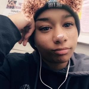 Meet your Posher, Kiara